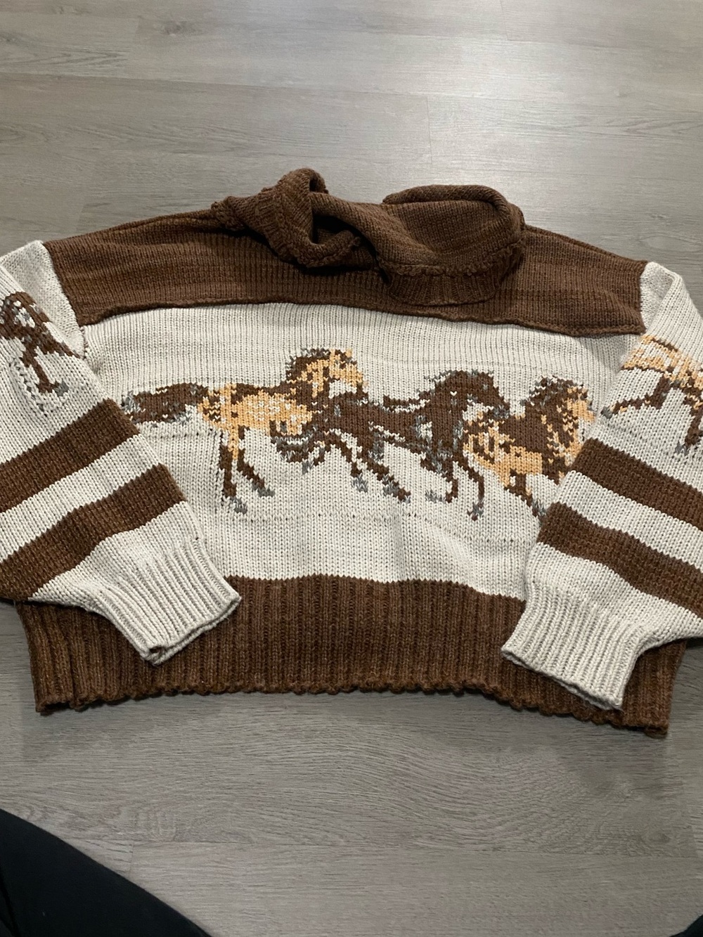 Veveret Heavy Knit Western Horse Print Brown Button Up Sweater Cardigan Medium - Picture 5 of 10